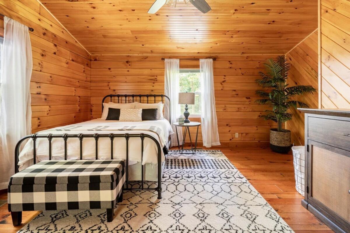 Secluded Wooded Cabin Near The Hocking Hills New Straitsville Экстерьер фото